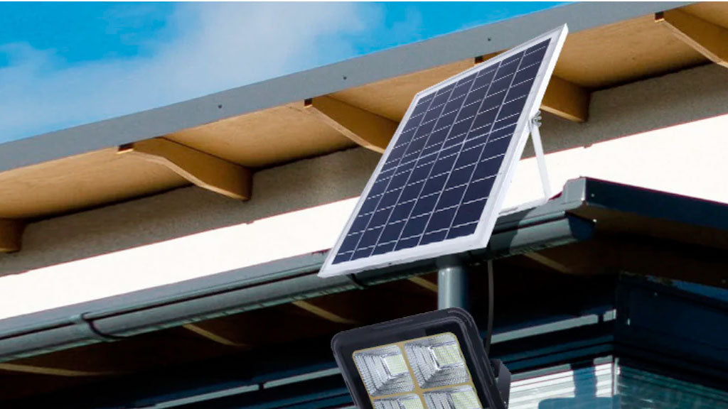¿Cómo funcionan los reflectores solares para exteriores?