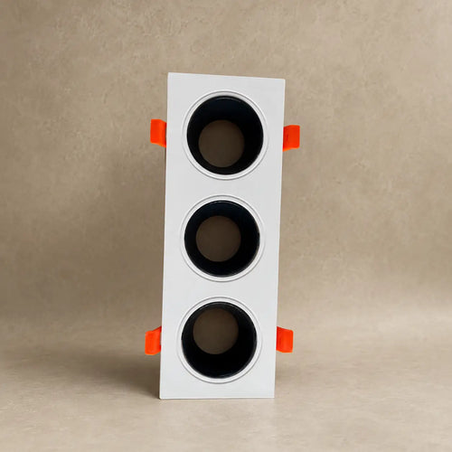 Ojo de Buey Cuadrado Triple PVC para Bombillo GU10 Recesado Blanco/Negro