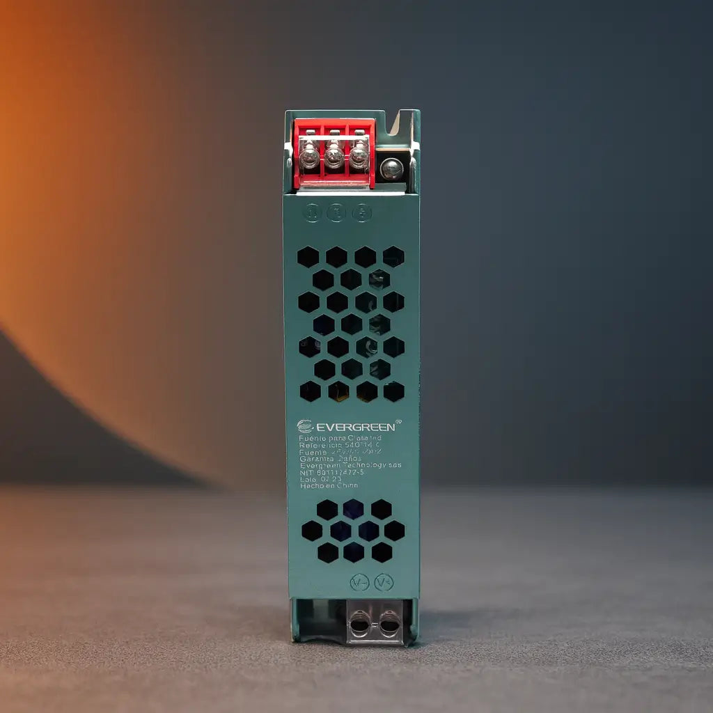Fuente de Poder 12V Metálica Delgada / SLIM