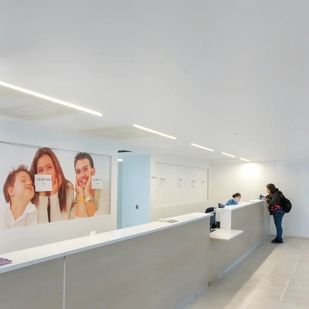 Perfil de aluminio para cinta LED 3535A incrustado en techos, oficinas y locales comerciales