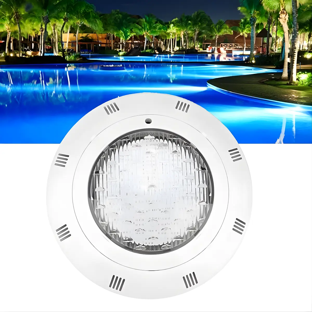 Luminaria LED IP68 12V instalada en muro de piscina mostrando proyección de luz blanca uniforme