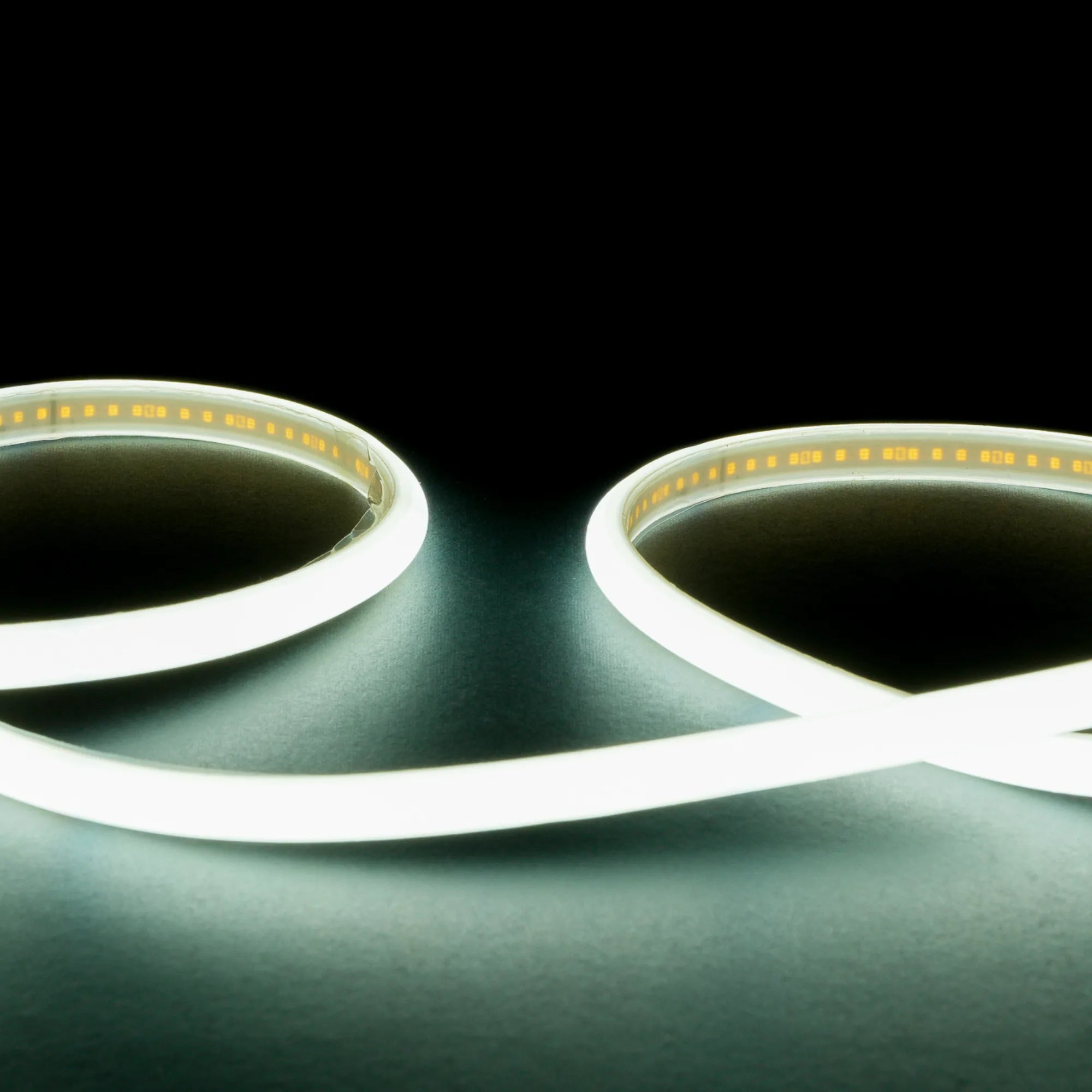 Cinta LED COB opalizada de luz continua sin puntos 110V 10 mm Serie Serpens (10 W) PREMIUM ASOMBRA