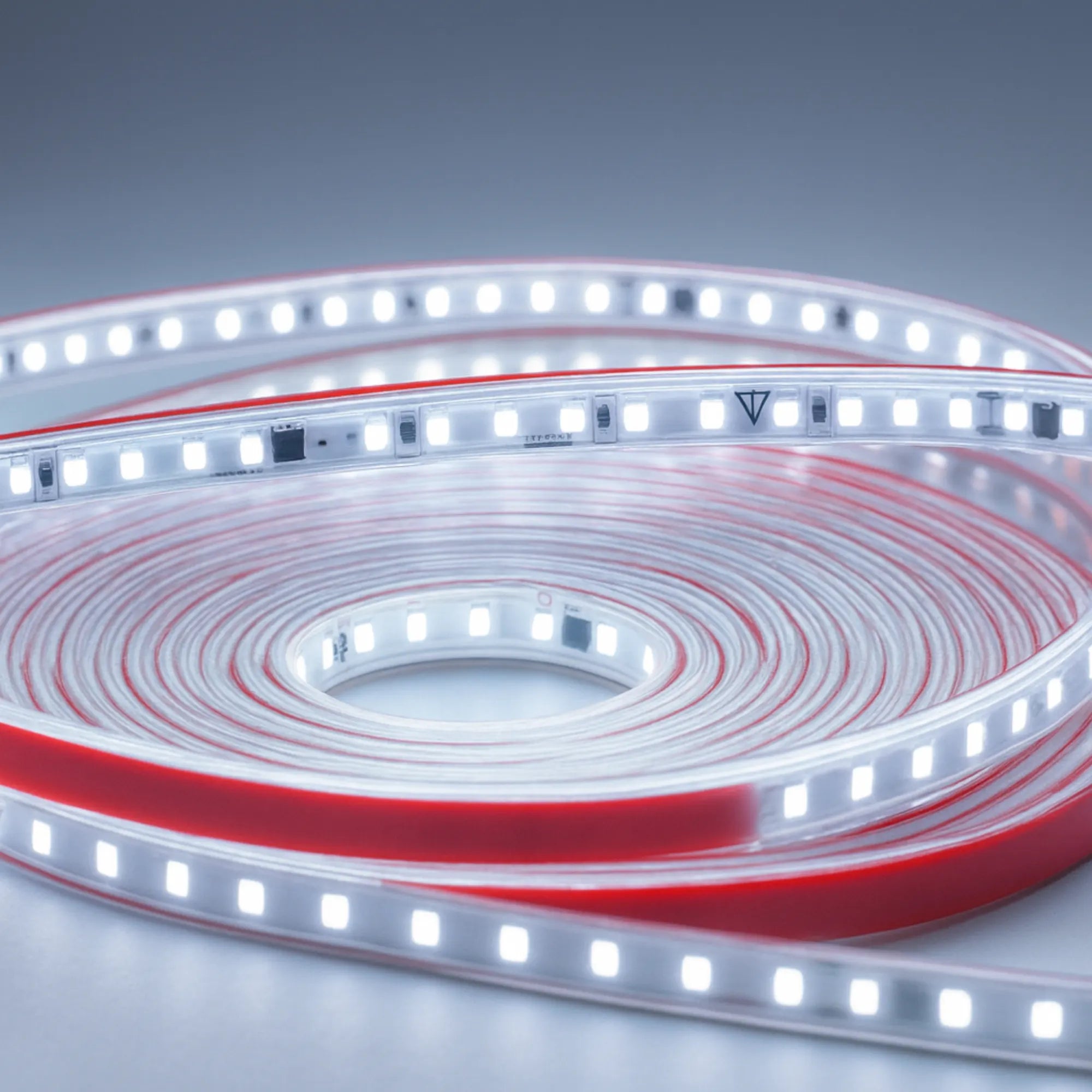 Cinta LED ultradelgada 110V 8 mm para espacios reducidos Serie Super Slim (9 W) X10M PREMIUM ASOMBRA