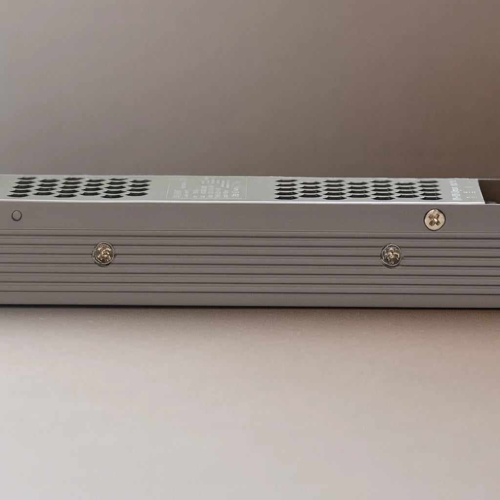 Fuente Slim Dimer 24V 4.2A IP20 – Fuente de poder para tiras LED de alta eficiencia ASOMBRA