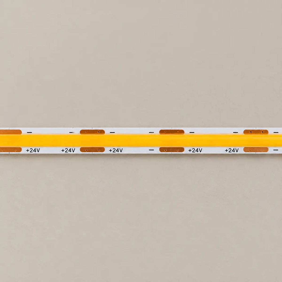 Cinta LED COB 5mm Ultra Delgada 24V 9W x 10 Metros